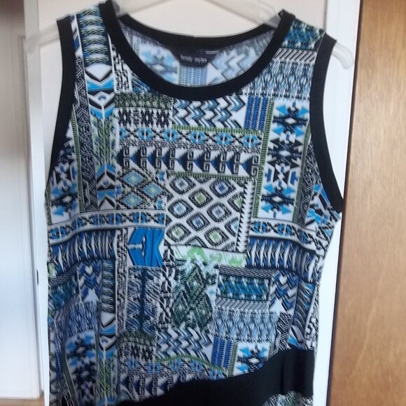 Tunic/tank - Picture 1 of 5